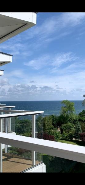 Kołobrzeg Seaside ekskluzywny apartament studio przy plaży taras parking widok na morze